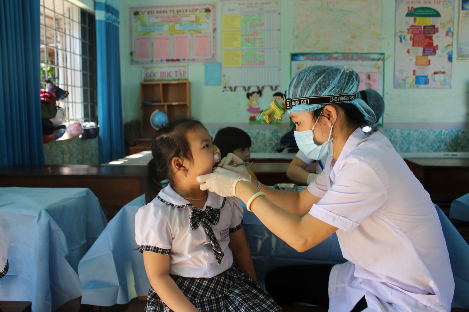 TỔ CHỨC CHƯƠNG TRÌNH KHÁM RĂNG HÀM MẶT CHO HỌC SINH TRƯỜNG TIỂU HỌC HOÀNG HOA THÁM – TP. BUÔN MA THUỘT
