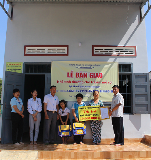 MÁI ÂM TÌNH THƯƠNG VỚI TRẺ EM MỒ CÔI